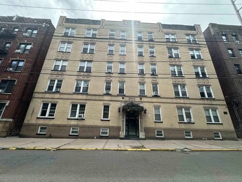 311 79th St, North Bergen, NJ, 07047-5645 | Card Image