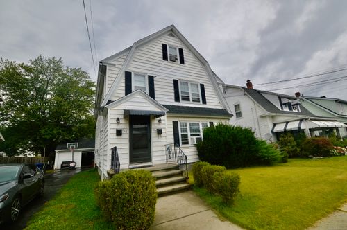 105 Beardsley Park Ter, Bridgeport, CT, 06610-1762 | Card Image