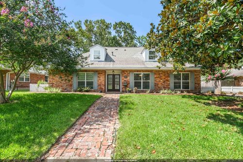 8859 Bayside Ave, Baton Rouge, LA, 70806-7950 | Card Image