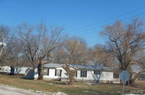 300 E Ellis St, Summerfield, IL, 62289-1028 | Card Image