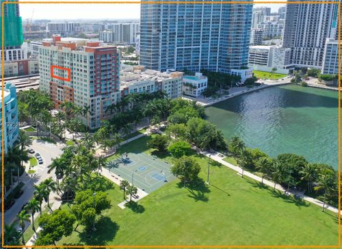 1006-2000 N Bayshore Dr, Miami, FL, 33137-5122 | Card Image