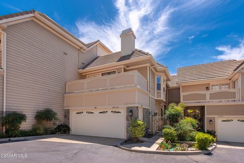 32150 Canyon Ridge Dr, Westlake Village, CA, 91361-4829 | Card Image