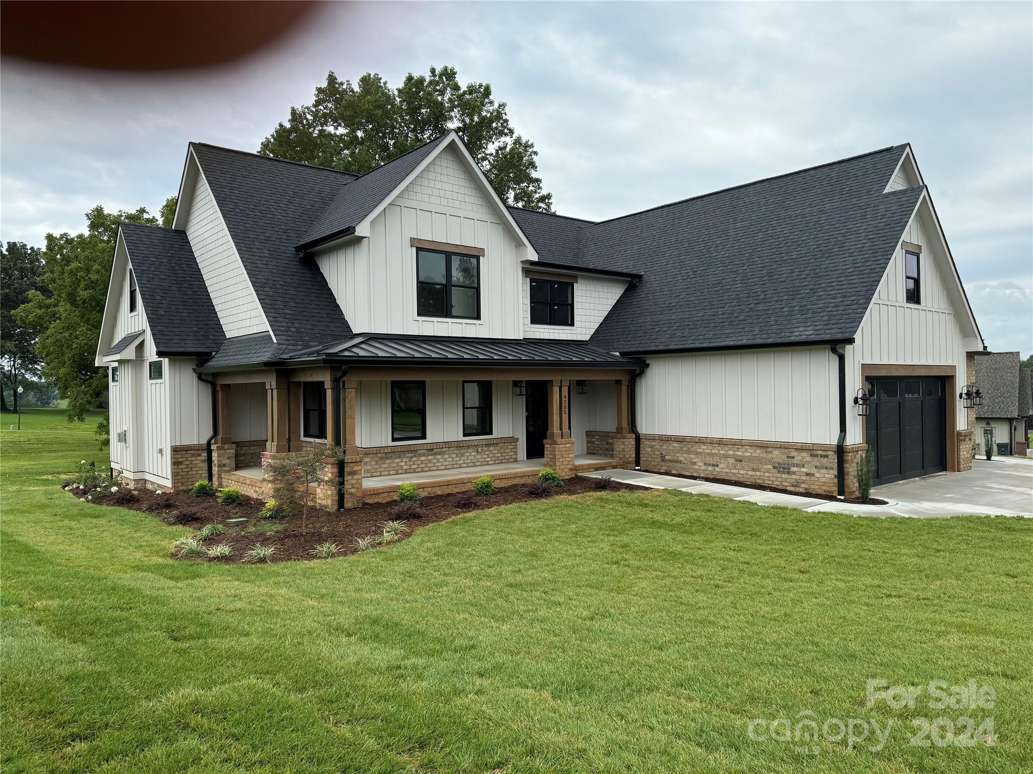 Holly Cir, Conover, NC 28613
