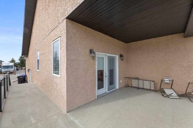 41 Lake Ridge, Home with 3 bedrooms, 2 bathrooms and 6 parking in Olds AB | Image 34
