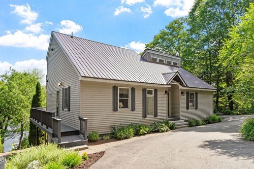 32 Beach Head Rd, Nottingham, NH, 03290-4921 | Card Image