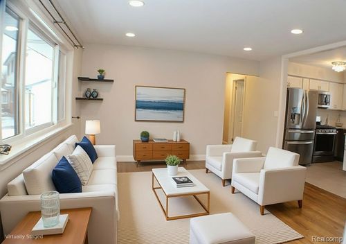 9768 Lincoln Ct, Taylor, MI, 48180-3674 | Card Image