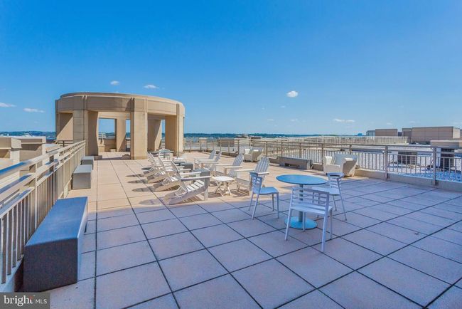 UNIT-851 - 3650 S Glebe Rd, Condo with 2 bedrooms, 2 bathrooms and null parking in ARLINGTON VA | Image 43