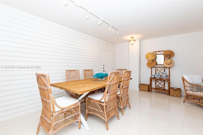 APT-5B - 77 Crandon Blvd, Condo with 1 bedrooms, 2 bathrooms and null parking in Key Biscayne FL | Image 8