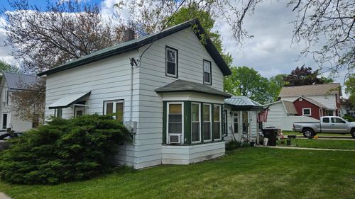 215 S 4th St E, Fort Atkinson, WI, 53538-2309 | Card Image