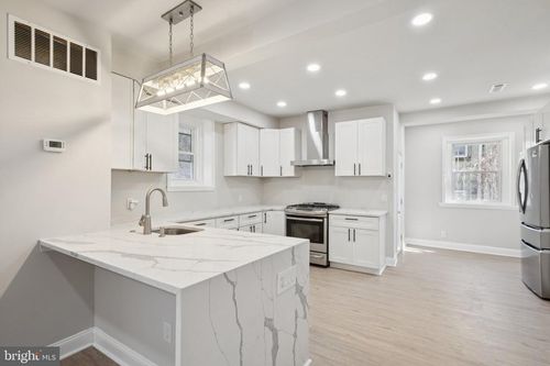 6508 Saybrook Ave, PHILADELPHIA, PA, 19142-2212 | Card Image