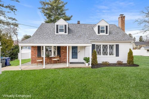11 Hathaway Rd, Wilmington, MA, 01887-1452 | Card Image
