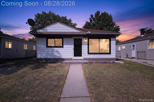 20349 Floral St, Livonia, MI, 48152-2323 | Card Image