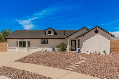4924 W Manatee Dr, Tucson, AZ, 85742-9555 | Card Image