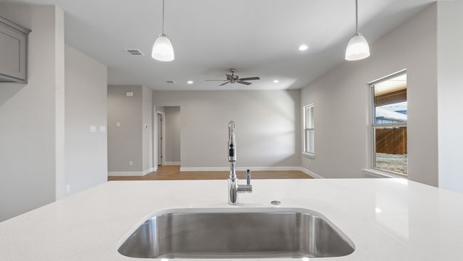 1301 Honey Creek Dr, House other with 4 bedrooms, 2 bathrooms and null parking in Desoto TX | Image 8