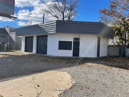 907 East St, Pittsburgh, PA, 15212-4865 | Card Image
