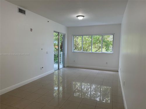 apt-302-652 Ne 63rd St, Miami, FL, 33138-6288 | Card Image