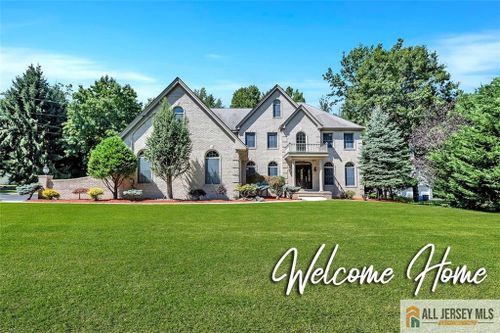 11 Ragany Ln, Princeton, NJ, 08540-9587 | Card Image