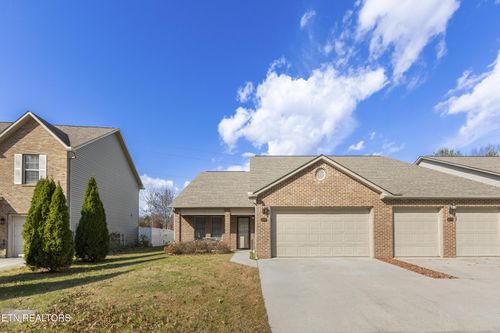 1218 Ernest Mcmahan Rd, Sevierville, TN, 37862-6011 | Card Image