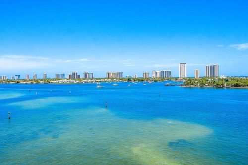 unit-711-2640 Lake Shore Dr, Riviera Beach, FL, 33404-4669 | Card Image