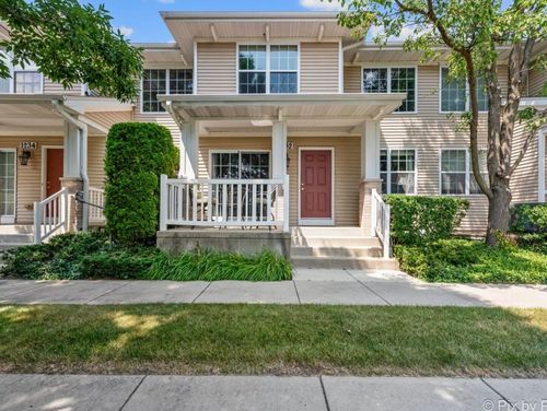 8c-1232 Walnut Glen Dr, Crystal Lake, IL, 60014-6843 | Card Image