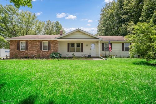 670 Bartlett Rd, Aurora, OH, 44202-6613 | Card Image