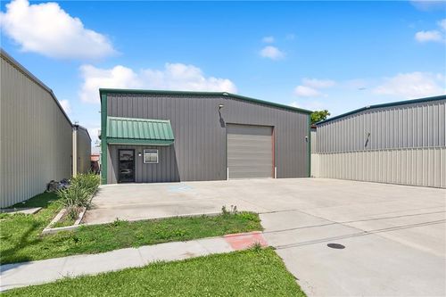 1710 5th St, Kenner, LA, 70062-7461 | Card Image