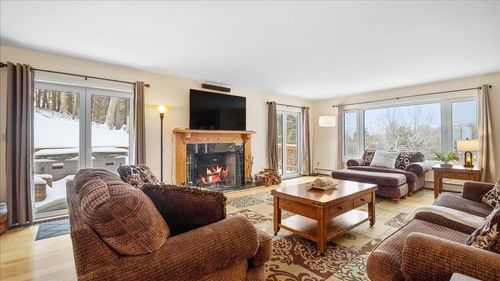 10 Indian Paint Brush Road, Winhall, VT, 05340 | Card Image