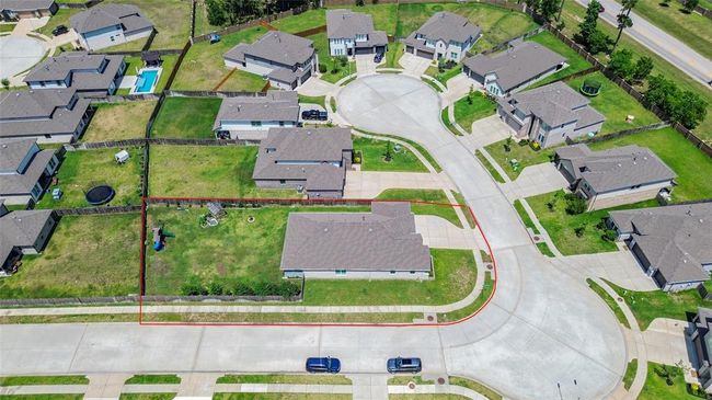 Oversized Corner Lot | Image 36