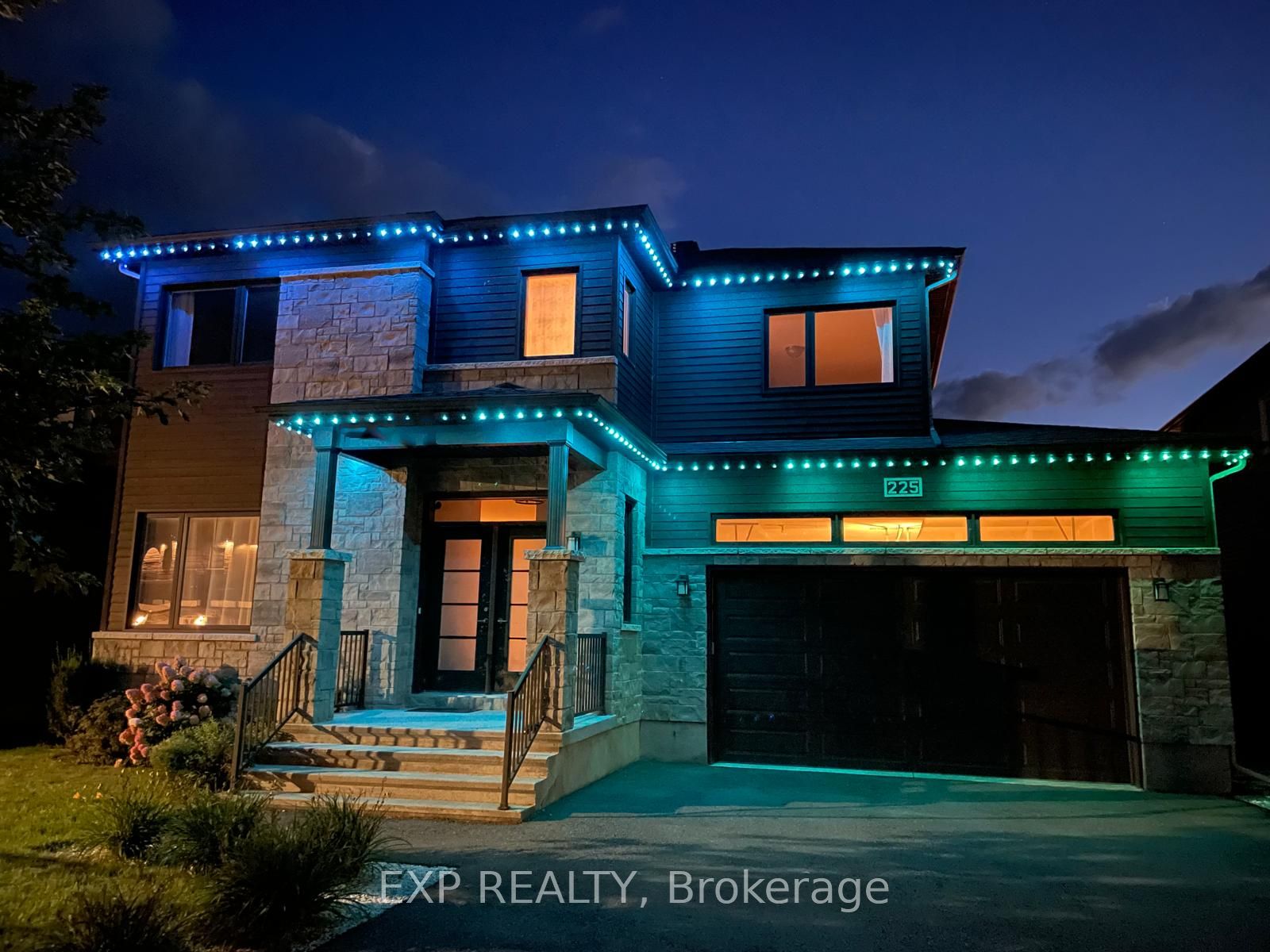 Residential in Russell 4