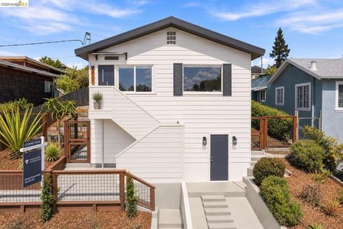 3701 Green Acre Rd, Oakland, CA, 94619-2724 | Card Image