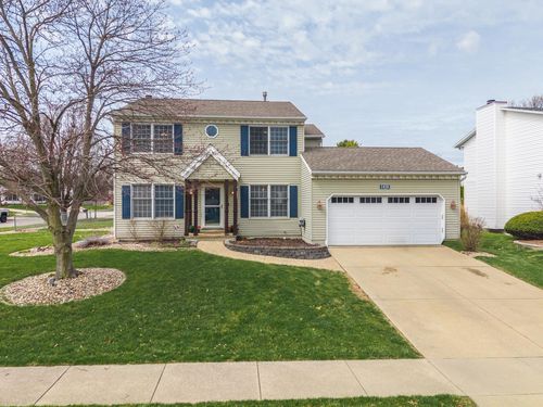 1418 Mill Creek Rd, Bloomington, IL, 61704-8121 | Card Image