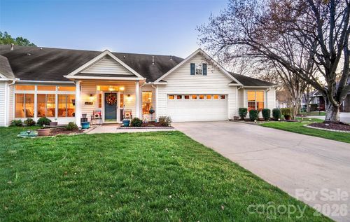 3902-6214 Half Dome Dr, Charlotte, NC, 28269-1548 | Card Image