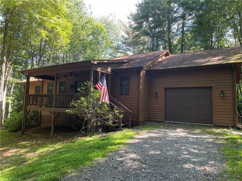 674 Rivers Edge Rd, Sparta, NC, 28675-9767 | Card Image