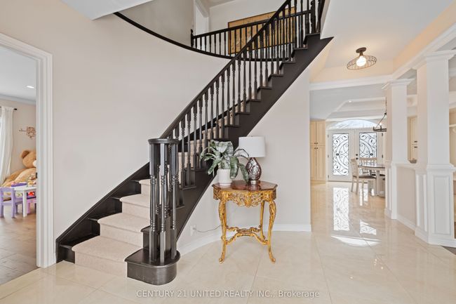 550 Naish Dr, House other with 4 bedrooms, 4 bathrooms and 6 parking in Peterborough ON | Image 5