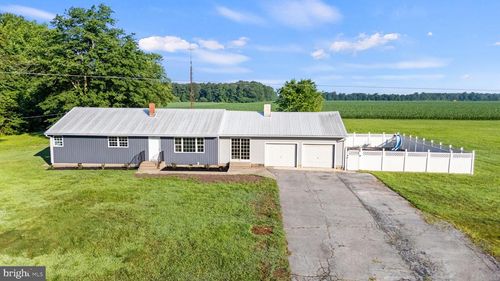 8950 Shawnee Rd, GREENWOOD, DE, 19950-4941 | Card Image
