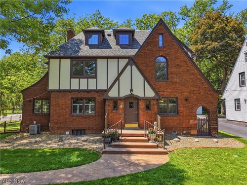 2208 Cleveland Rd, Wooster, OH, 44691-1710 | Card Image