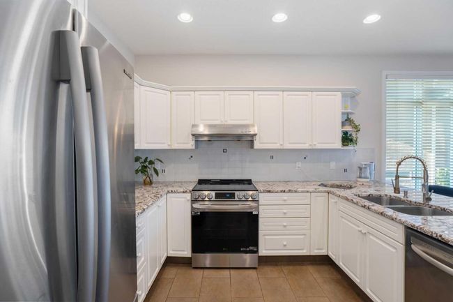 11 Patrick View Sw, House other with 4 bedrooms, 4 bathrooms and 4 parking in Calgary AB | Image 21