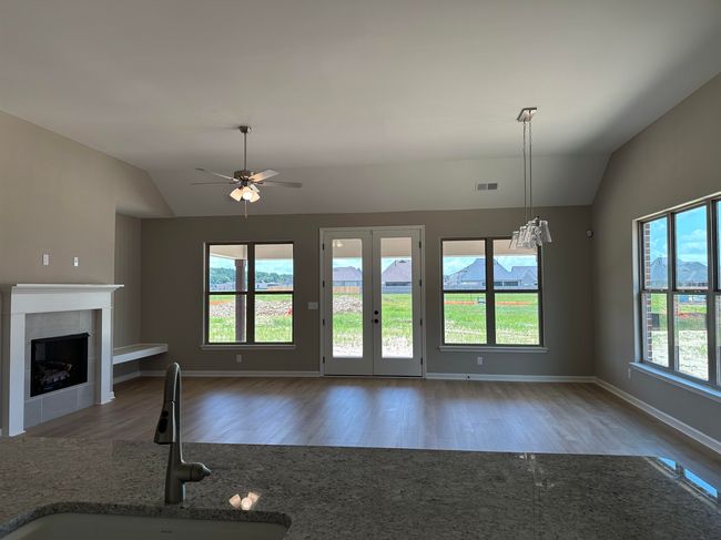 330 Chesnut Ridge Cv, House other with 3 bedrooms, 2 bathrooms and null parking in Oakland TN | Image 6