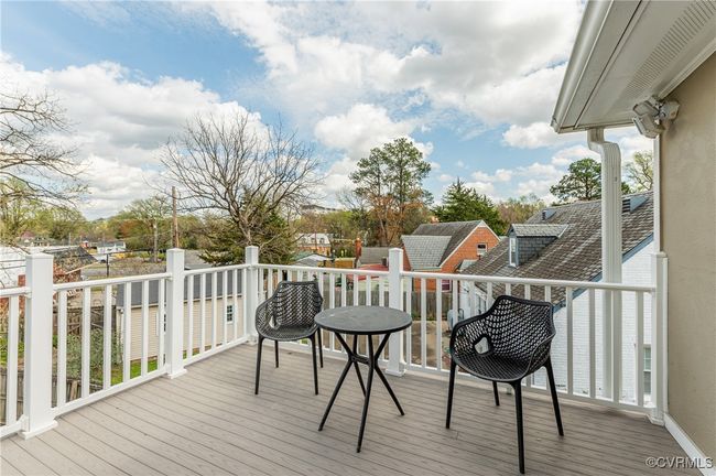 View of wooden terrace | Image 38