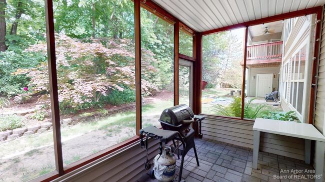 1408 Fox Pointe Cir, Condo with 2 bedrooms, 2 bathrooms and null parking in Ann Arbor MI | Image 6