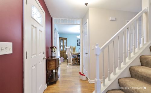 301 Tanager Dr, Woodstock, IL, 60098-8226 | Card Image