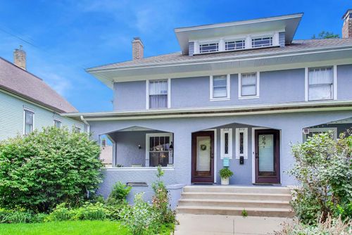 808-808 N Spring St, Elgin, IL, 60120-2914 | Card Image