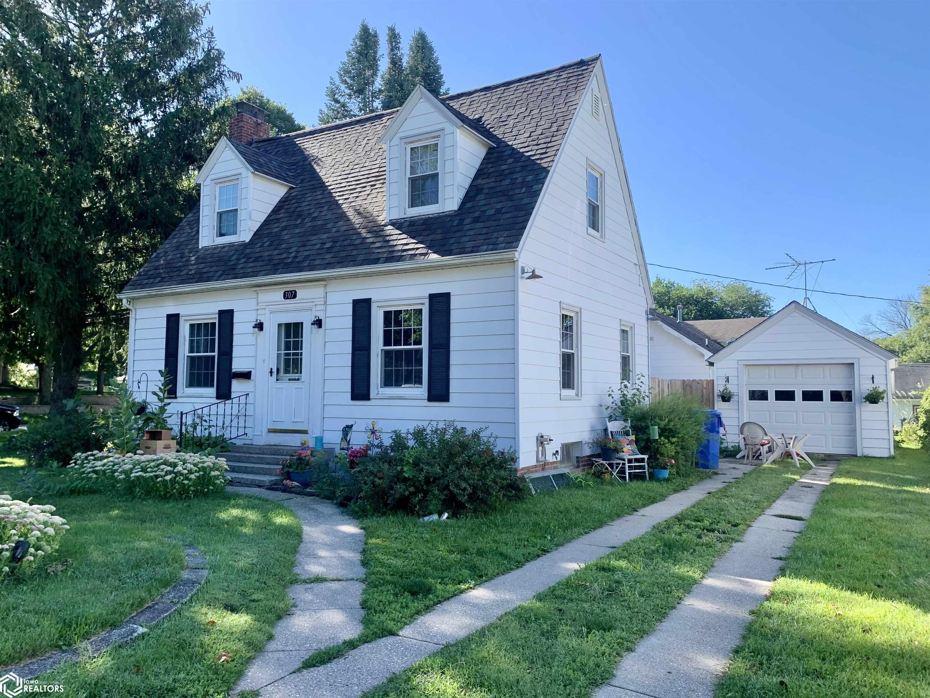 Park St, Jefferson, IA 50129