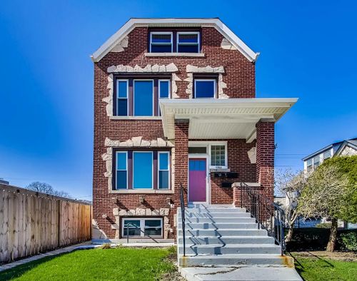 g-4988 Elston Ave, Chicago, IL, 60630-1879 | Card Image