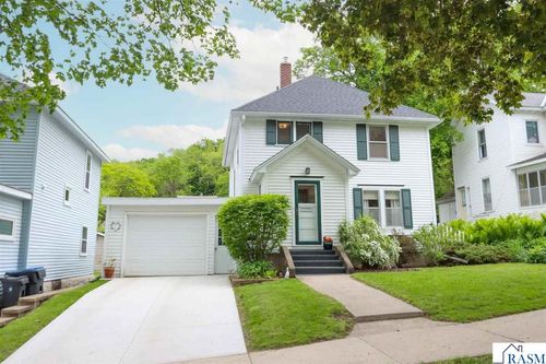 321 Center St, Mankato, MN, 56001-3939 | Card Image