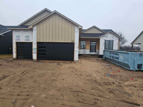 3014 E Sunflower Dr, Derby, KS, 67037-8685 | Card Image