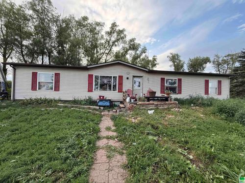 2594 Eagle Ave, Doon, IA, 51235 | Card Image