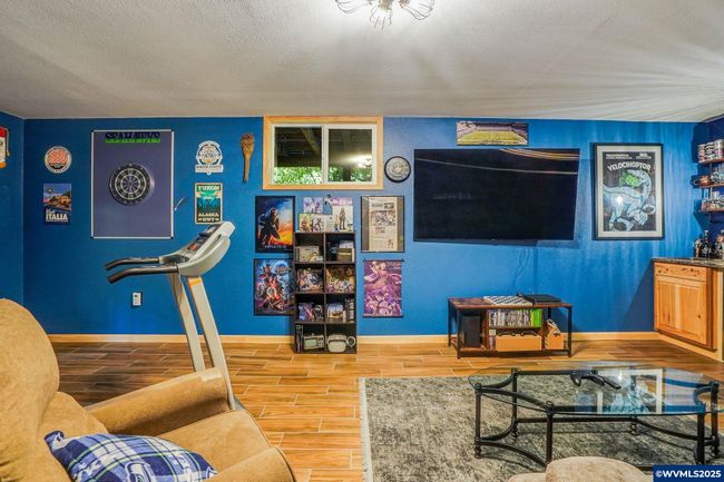 6700 Acorn Way Se, House other with 3 bedrooms, 2 bathrooms and null parking in Turner OR | Image 32