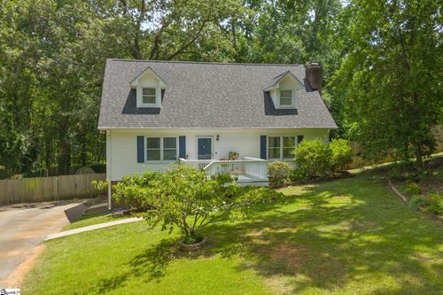 302 Willow Dr, Piedmont, SC, 29673-8377 | Card Image