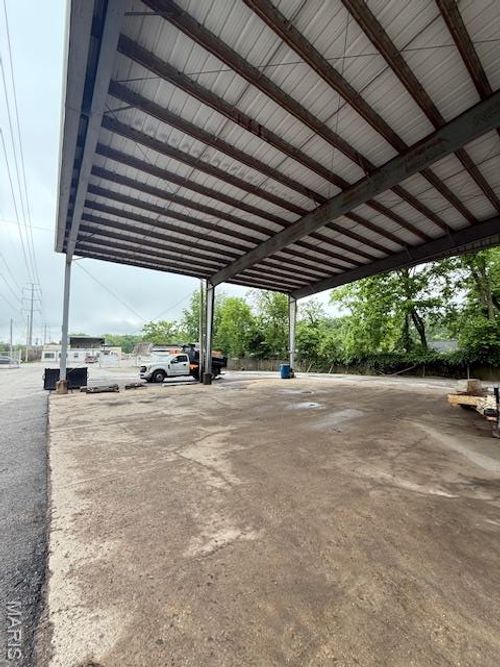 807 S Fillmore Ave, Kirkwood, MO, 63122-6205 | Card Image